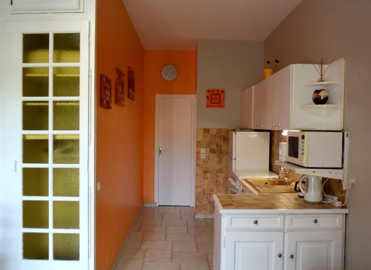 Appartements Dans Villa En Rez De Jardin Hyères Dış mekan fotoğraf