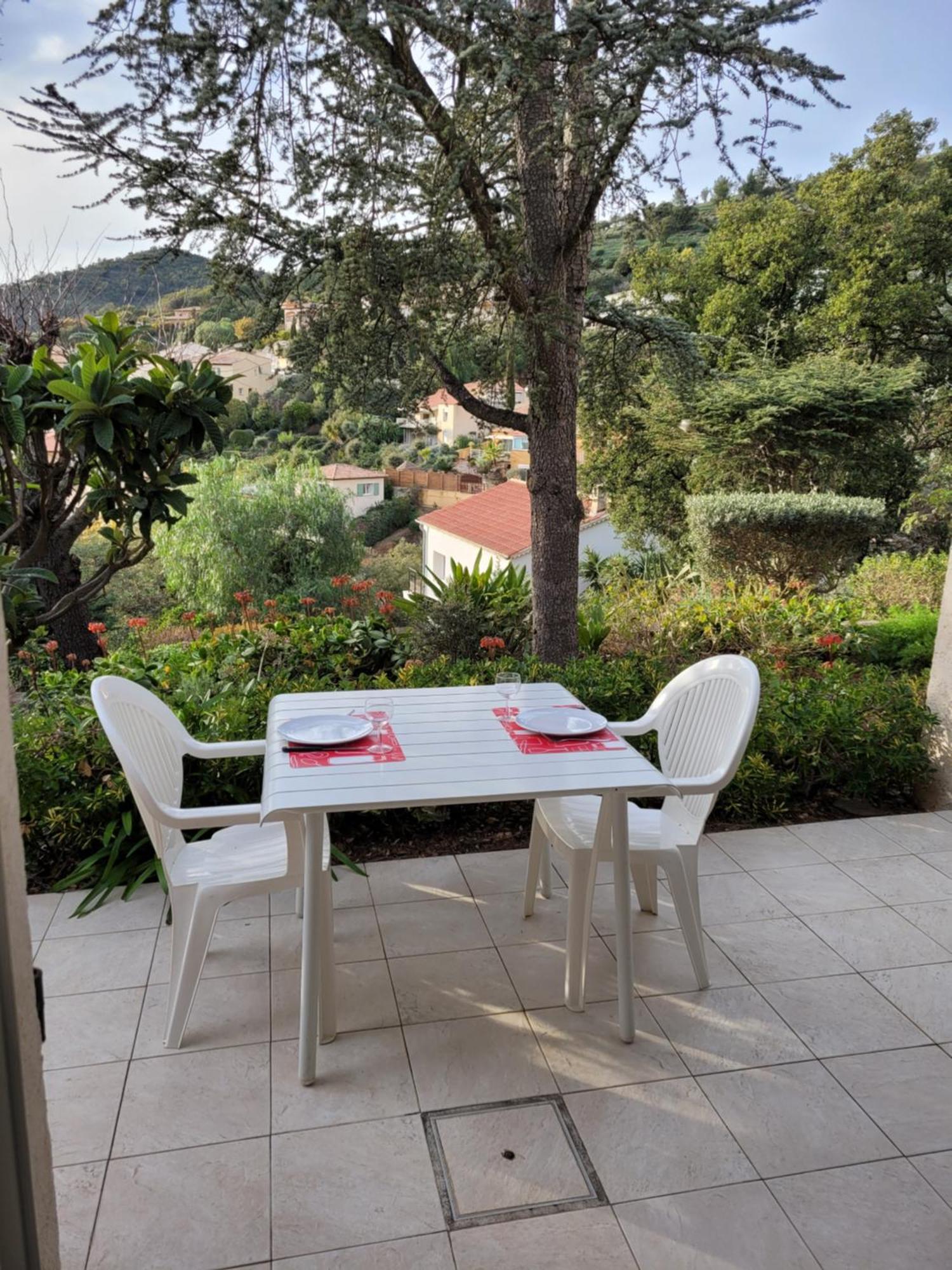 Appartements Dans Villa En Rez De Jardin Hyères Dış mekan fotoğraf